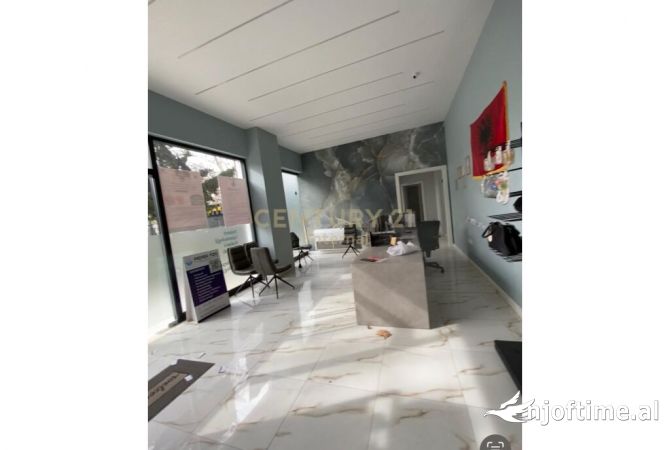 Ambient biznesi me qera 1+1 ne Tirane - 2,500 Euro