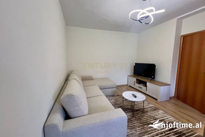 Shtepi me qera Apartament ne Tirane, 1+1, Mobilimi E mobiluar, Pagesa 450  Euro.