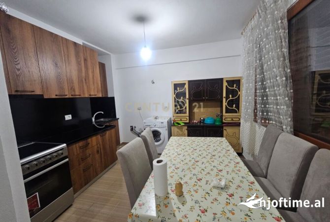 Shtepi me qera 1+1 ne Tirane - 400 Euro