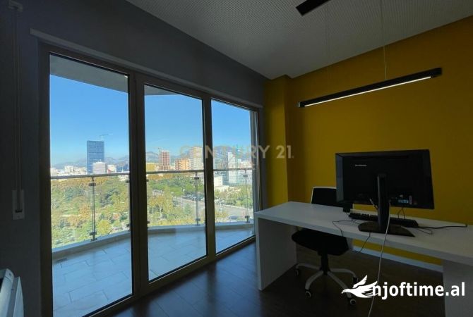 AMBIENT ZYRASH PER QIRA NE ZONEN E ISH BLLOKUT !