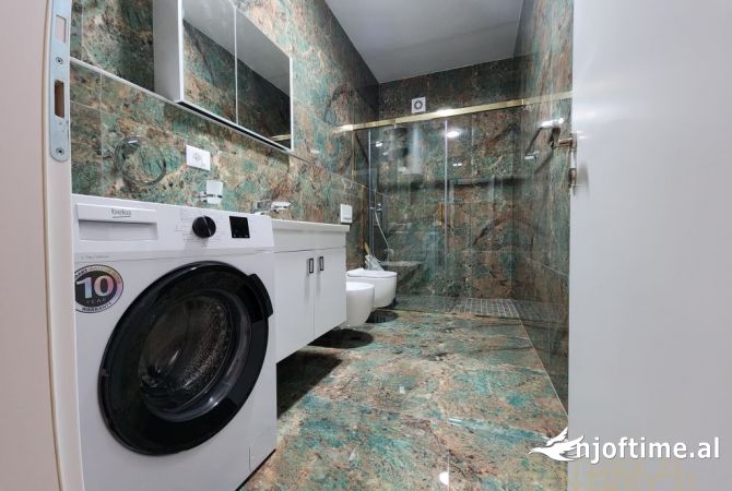 Shtepi me qera Apartament ne Tirane, 2+1, Mobilimi E mobiluar, Pagesa 1,200  Euro.