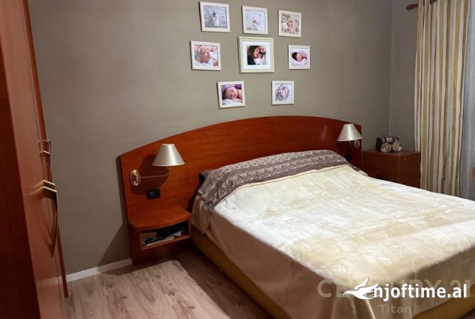 Shtepi ne shitje 1+1 ne Tirane - 120,000 Euro