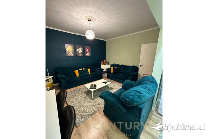 Shtepi ne shitje Apartament ne Tirane, 1+1, Mobilimi E mobiluar, Pagesa 120,000  Euro.