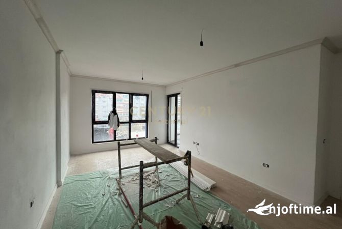 Shtepi me qera 2+1 ne Tirane - 700 Euro