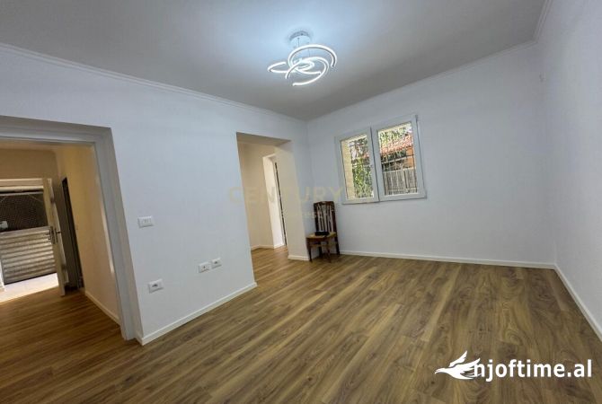 Shtepi ne shitje 2+1 ne Tirane - 128,000 Euro