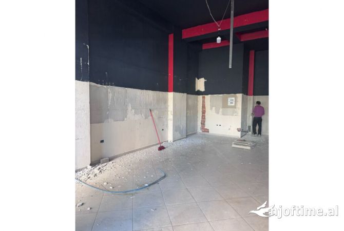 Ambient biznesi me qera 1+1 ne Tirane - 1,000 Euro