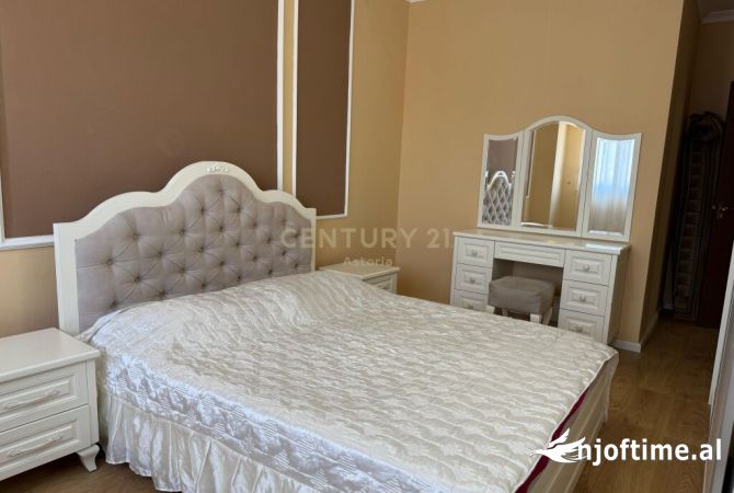 Shtepi me qera Apartament ne Tirane, 2+1, Mobilimi E mobiluar, Pagesa 500  Euro.