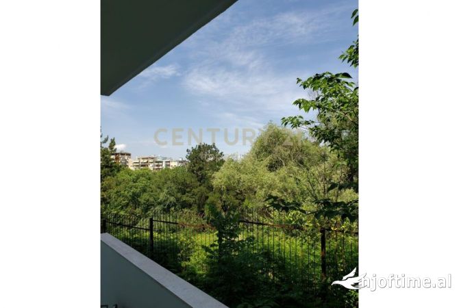Shtepi me qera 1+1 ne Tirane - 400 Euro