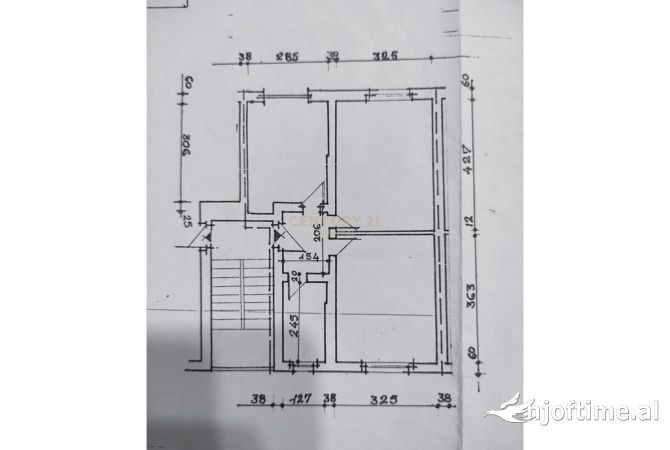 Ambient biznesi me qera 1+1 ne Tirane - 700 Euro