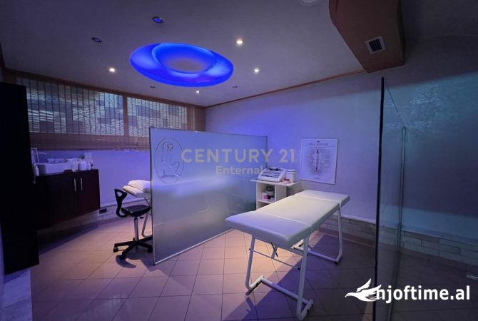 Ambient biznesi me qera 3+1 ne Tirane - 1,500 Euro