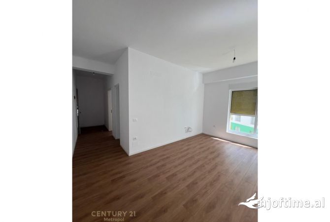 Shtepi ne shitje 1+1 ne Tirane - 106,000 Euro