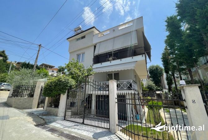 Shtepi me qera 4+1 ne Tirane - 2,500 Euro