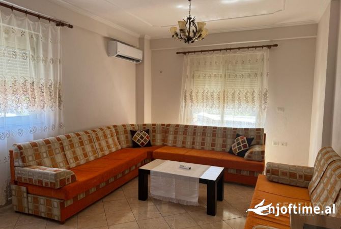Shtepi me qera 2+1 ne Tirane - 500 Euro