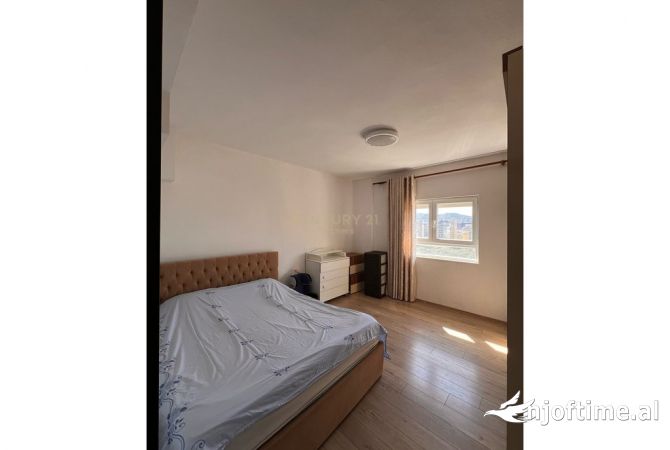 Shtepi me qera 2+1 ne Tirane - 600 Euro
