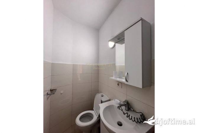 Shtepi me qera 2+1 ne Tirane - 600 Euro