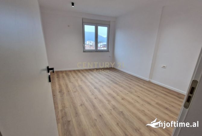 Shtepi ne shitje 2+1 ne Tirane - 195,000 Euro