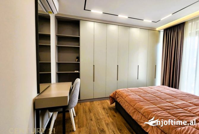 Shtepi me qera 2+1 ne Tirane - 1,000 Euro