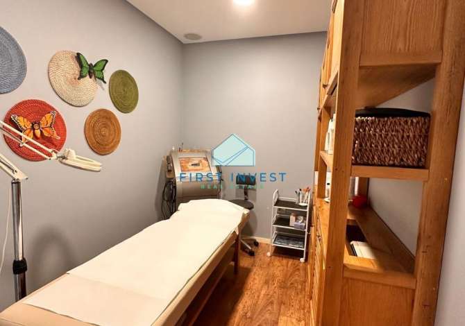 Ambient biznesi me qera 3+1 ne Tirane - 1,200 Euro