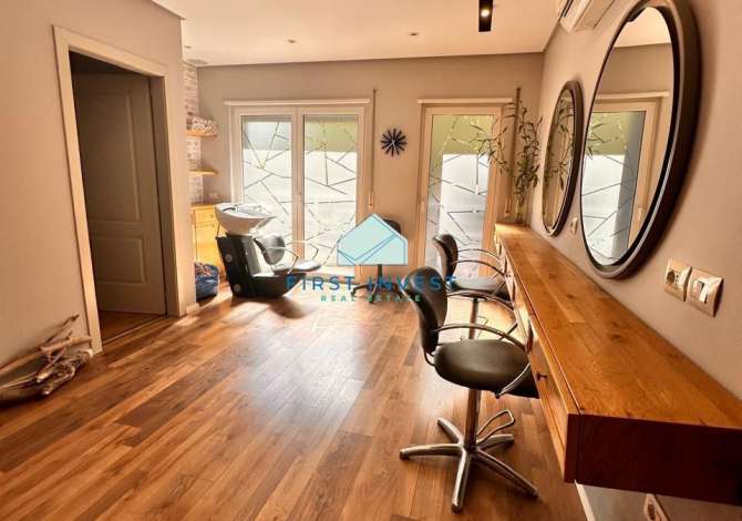 Ambient biznesi me qera 3+1 ne Tirane - 1,200 Euro
