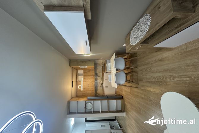Shtepi me qera Apartament ne Tirane, 2+1, Mobilimi E mobiluar, Pagesa 600  Euro.