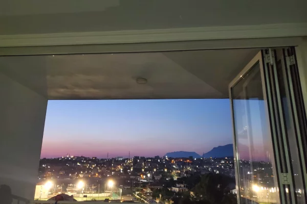 Shtepi me qera 4+1 ne Tirane - 150 Euro