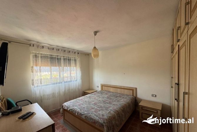 Shtepi me qera 1+1 ne Tirane - 400 Euro