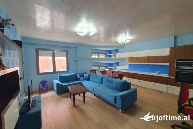 Shtepi me qera 2+1 ne Tirane - 550 Euro