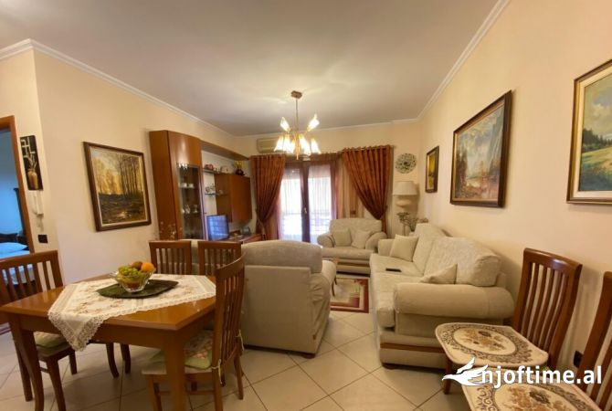 Shtepi me qera 1+1 ne Tirane - 600 Euro