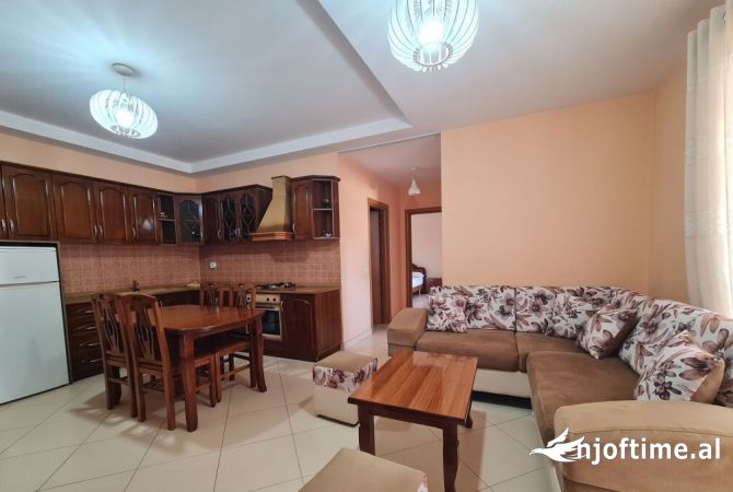 Shtepi me qera 2+1 ne Tirane - 500 Euro