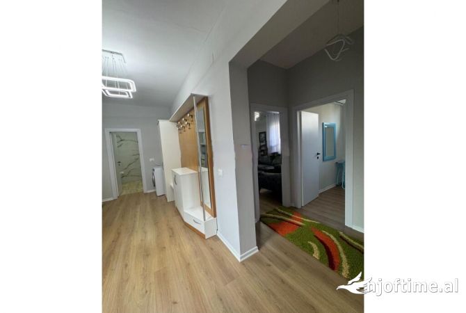 Shtepi me qera 3+1 ne Tirane - 550 Euro