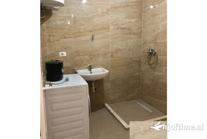 Shtepi me qera 2+1 ne Tirane - 600 Euro