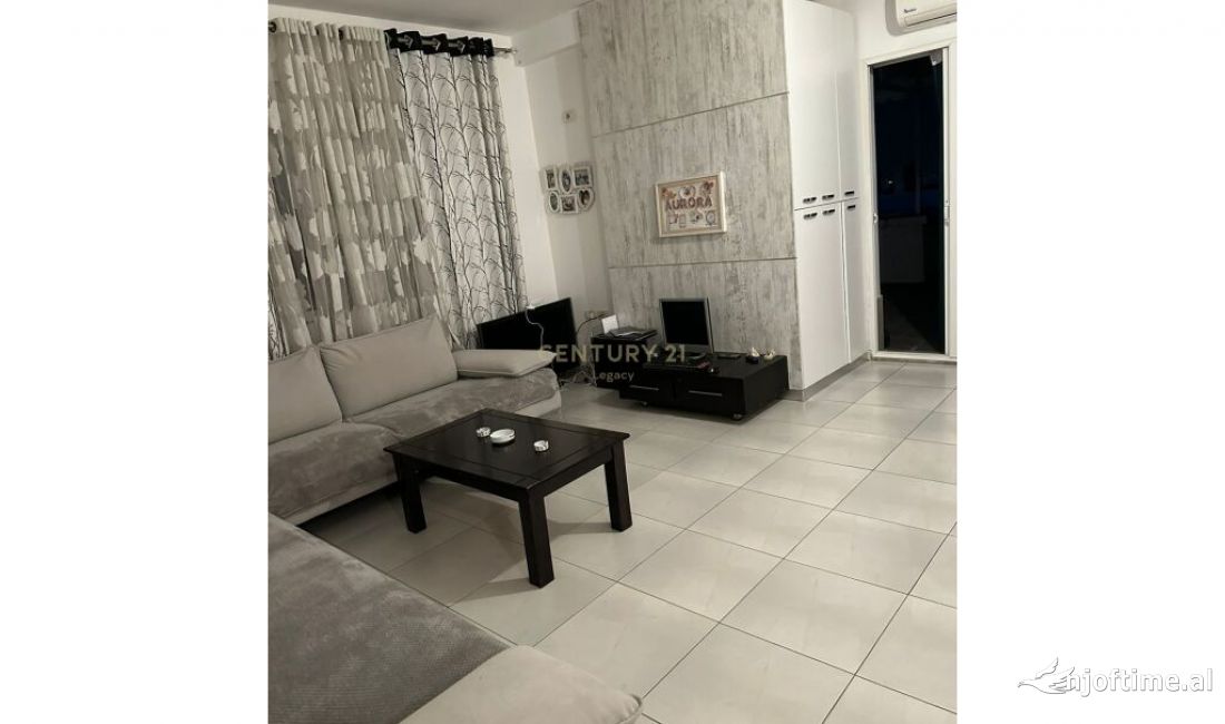 Shtepi ne shitje Apartament ne Tirane, 1+1, Mobilimi E mobiluar, Pagesa 100,000  Euro.