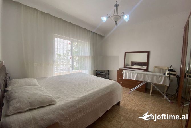 Shtepi me qera 1+1 ne Tirane - 350 Euro