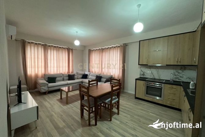 Shtepi me qera 2+1 ne Tirane - 500 Euro