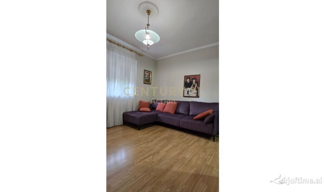 Shtepi me qera Apartament ne Tirane, 2+1, Mobilimi E mobiluar, Pagesa 600  Euro.