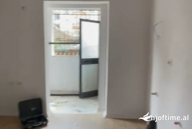 Shtepi ne shitje 2+1 ne Tirane - 87,000 Euro