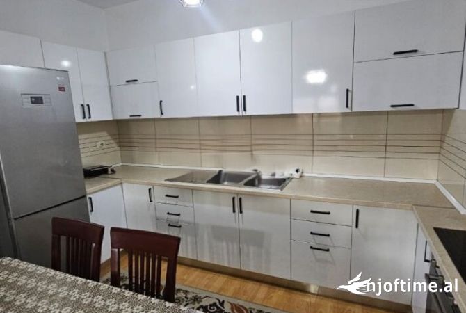 Shtepi me qera 2+1 ne Tirane - 500 Euro