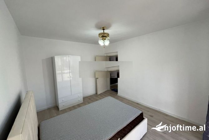 Shtepi me qera 1+1 ne Tirane - 350 Euro