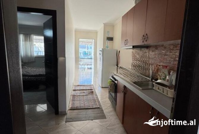 Shtepi ne shitje 1+1 ne Tirane - 80,000 Euro