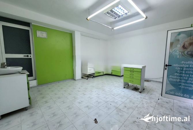 Ambient biznesi me qera 1+1 ne Tirane - 300 Euro