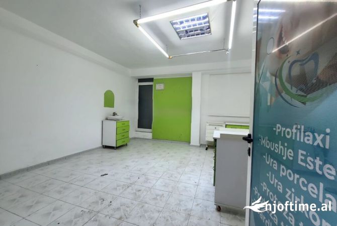 Ambient biznesi me qera 1+1 ne Tirane - 300 Euro