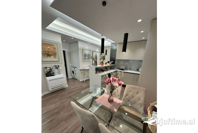 Shtepi ne shitje 2+1 ne Tirane - 190,000 Euro