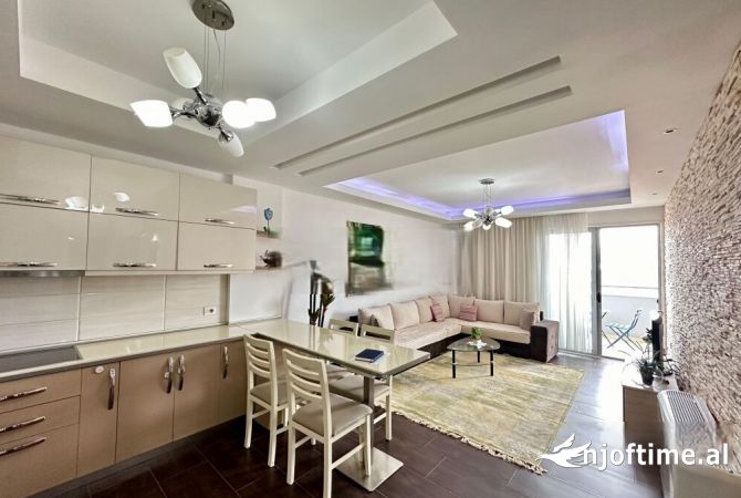 Shtepi me qera 2+1 ne Tirane - 650 Euro