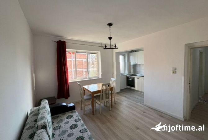 Shtepi me qera 1+1 ne Tirane - 350 Euro