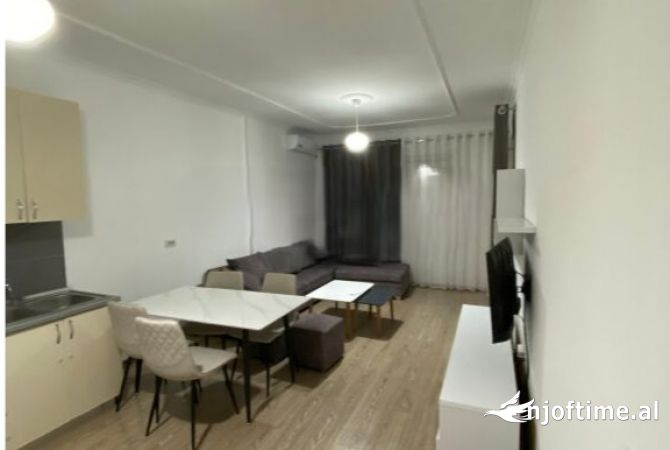 Shtepi me qera 3+1 ne Tirane - 500 Euro