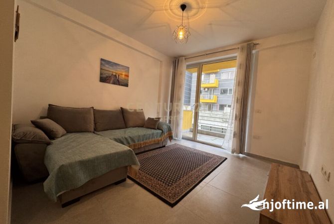 Shtepi me qera 3+1 ne Tirane - 400 Euro