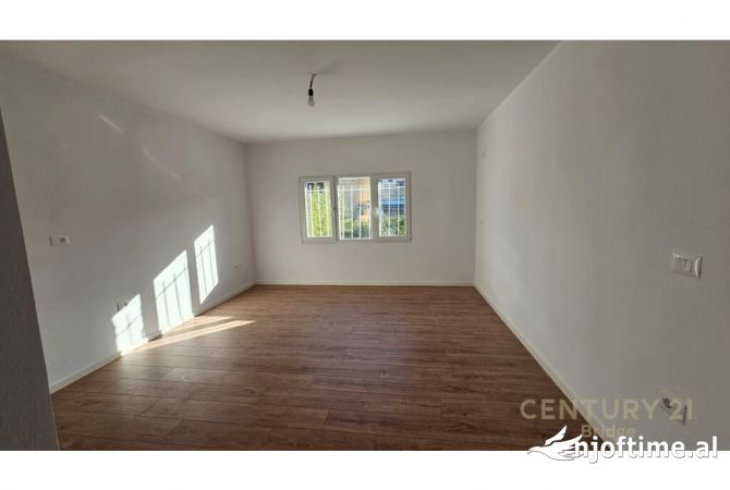 Shtepi ne shitje 1+1 ne Tirane - 75,000 Euro