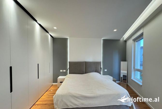 Shtepi me qera 2+1 ne Tirane - 750 Euro
