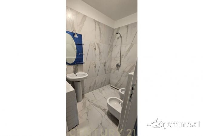 Shtepi me qera 1+1 ne Tirane - 450 Euro