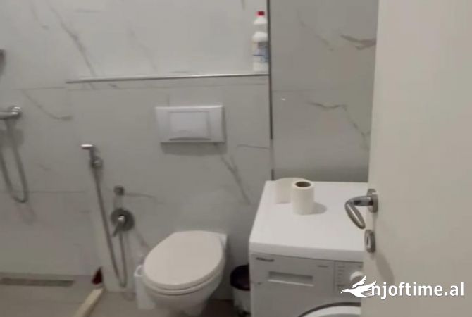 Shtepi me qera 1+1 ne Tirane - 400 Euro
